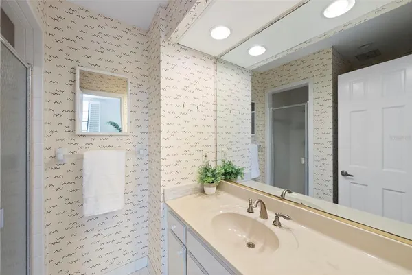 $1,600,000 | 5010 Bayshore Boulevard, Unit 4, Tampa, FL 33611