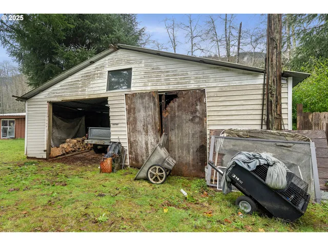 $465,000 | 25795 Trask River Road, Tillamook, OR 97141