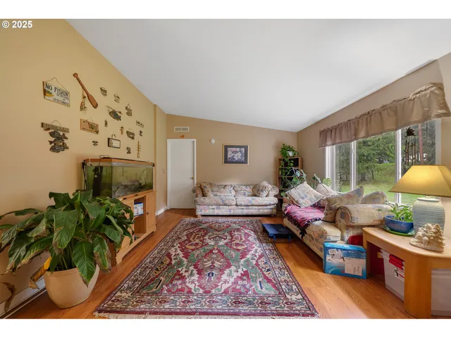 $465,000 | 25795 Trask River Road, Tillamook, OR 97141