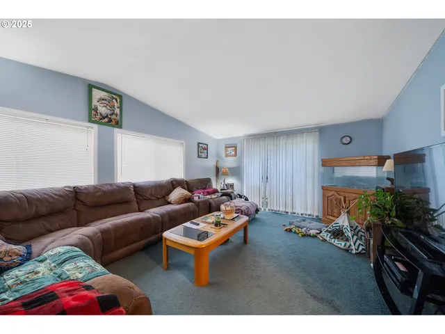 $465,000 | 25795 Trask River Road, Tillamook, OR 97141