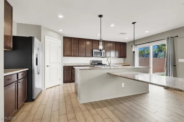 $3,000 | 7858 Trappers Ridge Avenue, Las Vegas, NV 89113
