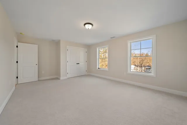 $644,900 | 53 B Kimball Hill Road, Hudson, NH 03051