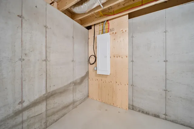 $644,900 | 53 B Kimball Hill Road, Hudson, NH 03051