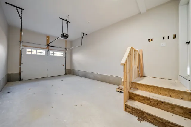 $644,900 | 53 B Kimball Hill Road, Hudson, NH 03051