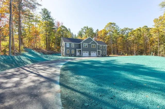 $644,900 | 53 B Kimball Hill Road, Hudson, NH 03051