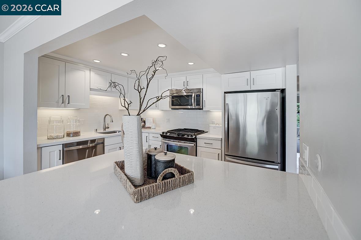 2000 Golden Rain Road, Unit 4 Walnut Creek, CA 94595 - Photo 10 of 51