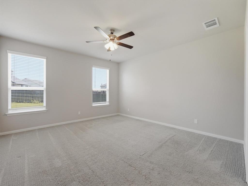 812 Taliaferro Trail Springtown, TX 76082 - Photo 17 of 33