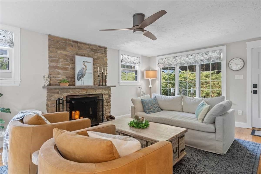61 Havelock Road Worcester, MA 01602 - Photo 16 of 37 a living room with furniture and a fireplace