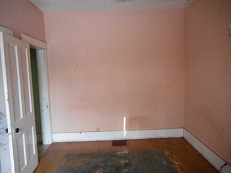 227 West Clark Street Springfield, OH 45506 - Photo 8 of 16