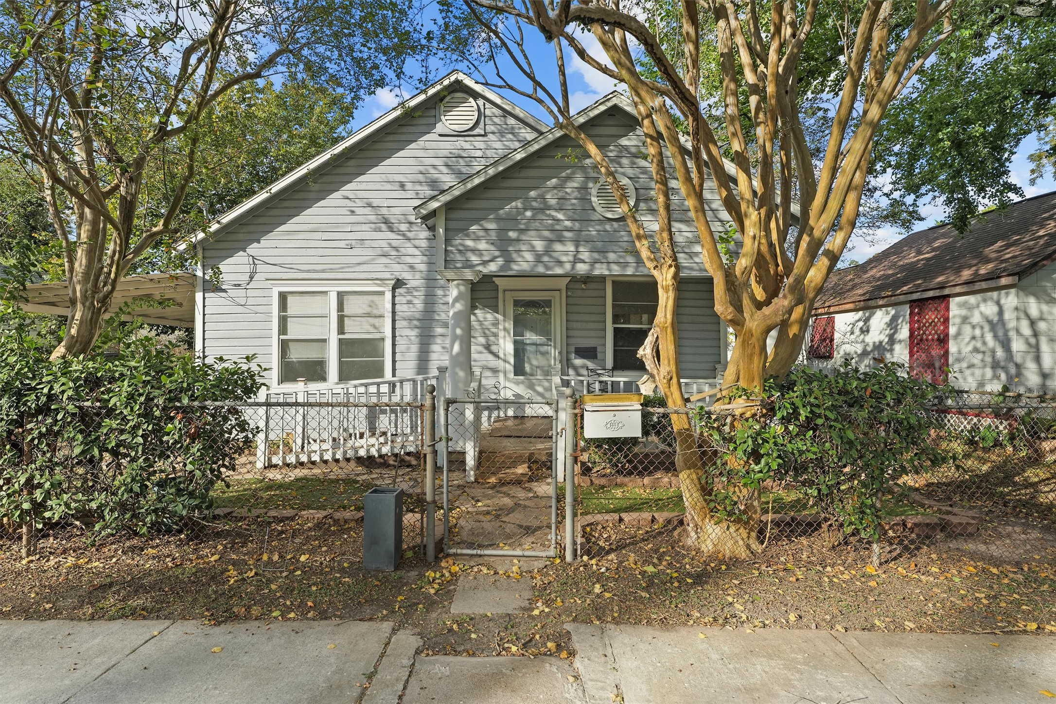 4029 Lucille Street Houston, TX 77026 - Photo 1 of 28 a view of a house with a yard and sitting area