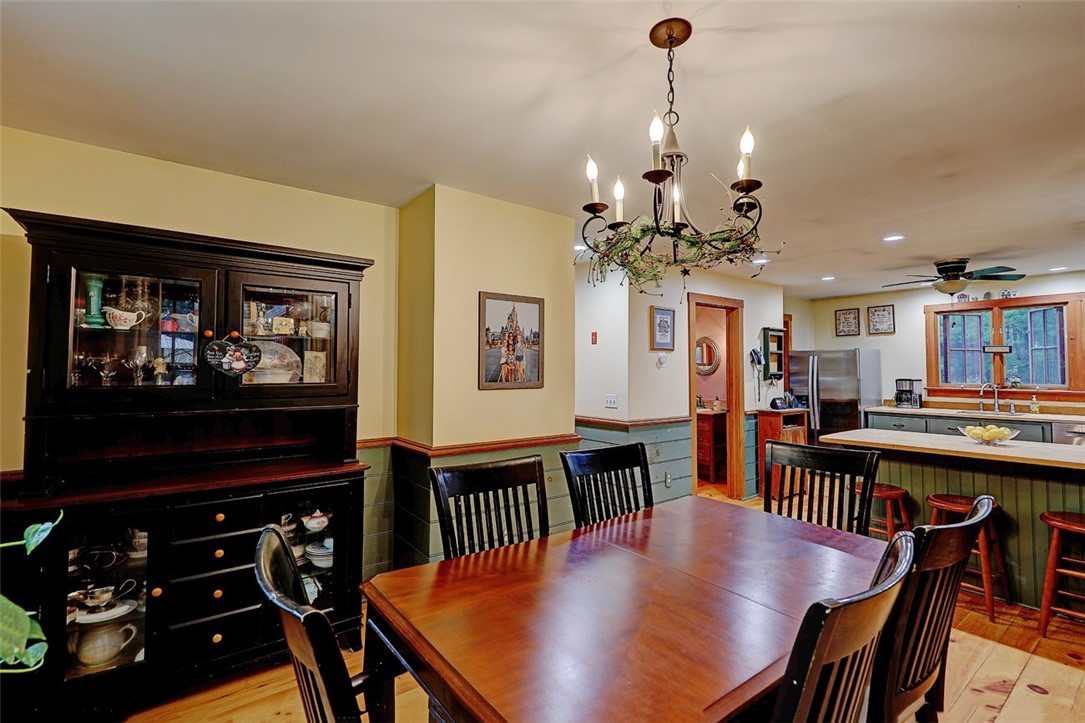 112 Pray Hill Road Glocester, RI 02814 - Photo 17 of 37