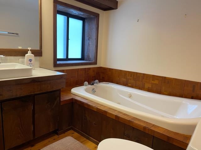 4 Stonehill Road Lebanon, NH 03766 - Photo 8 of 23 Gallery Image 8