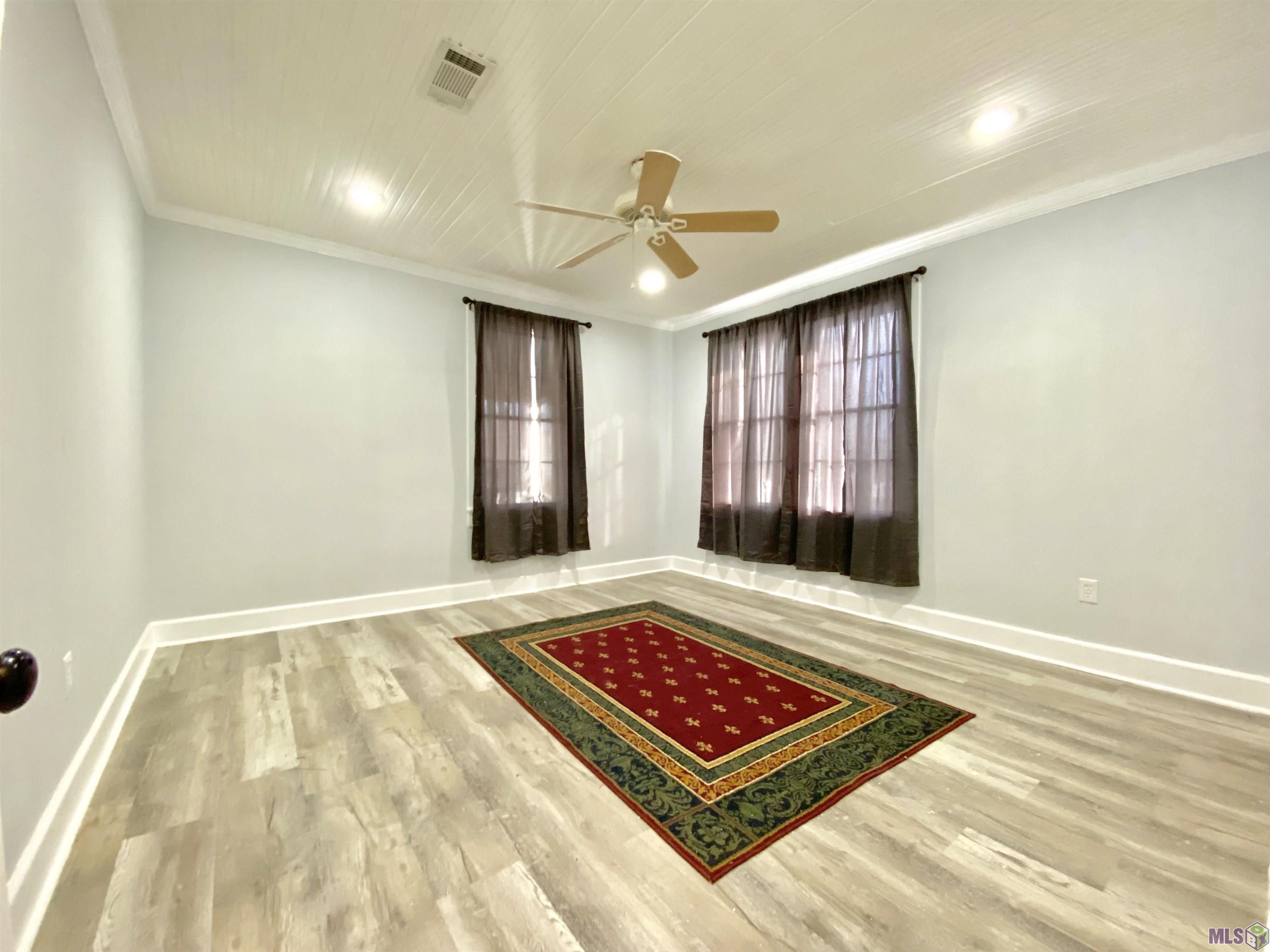 14039 Young Road Gonzales, LA 70737 - Photo 7 of 11