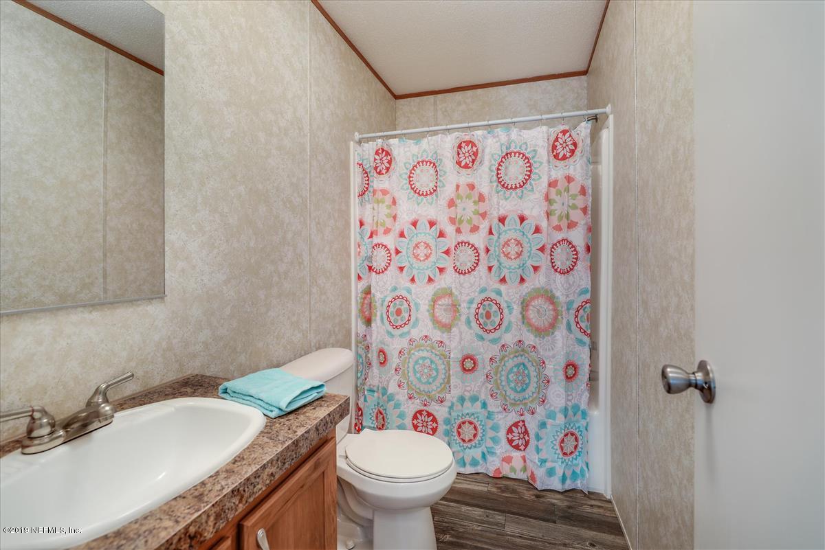 6146 Chestnut Road Macclenny, FL 32063 - Photo 15 of 22 Bathroom