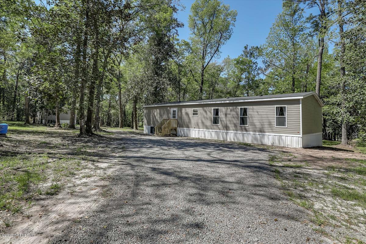 6146 Chestnut Road Macclenny, FL 32063 - Photo 17 of 22 Back Driveway