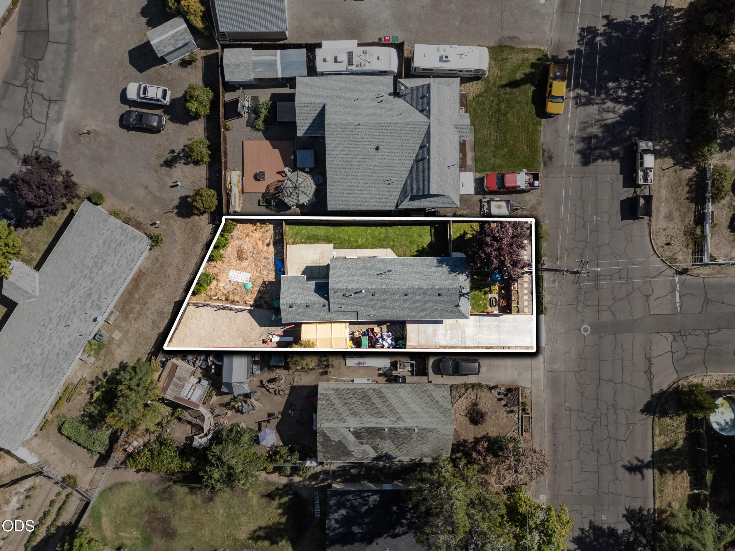 761 Hazel Street Central Point, OR 97502 - Photo 28 of 31 Gallery Image 28