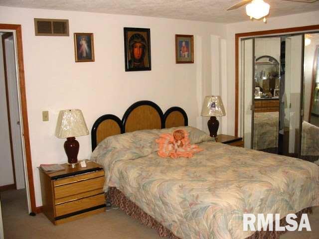 4222 Jersey Ridge Road Davenport, IA 52807 - Photo 8 of 8 Gallery Image 8