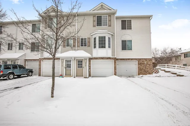 $194,900 | 16102 71st Lane Northeast, Otsego, MN 55330