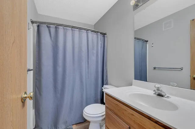 $194,900 | 16102 71st Lane Northeast, Otsego, MN 55330