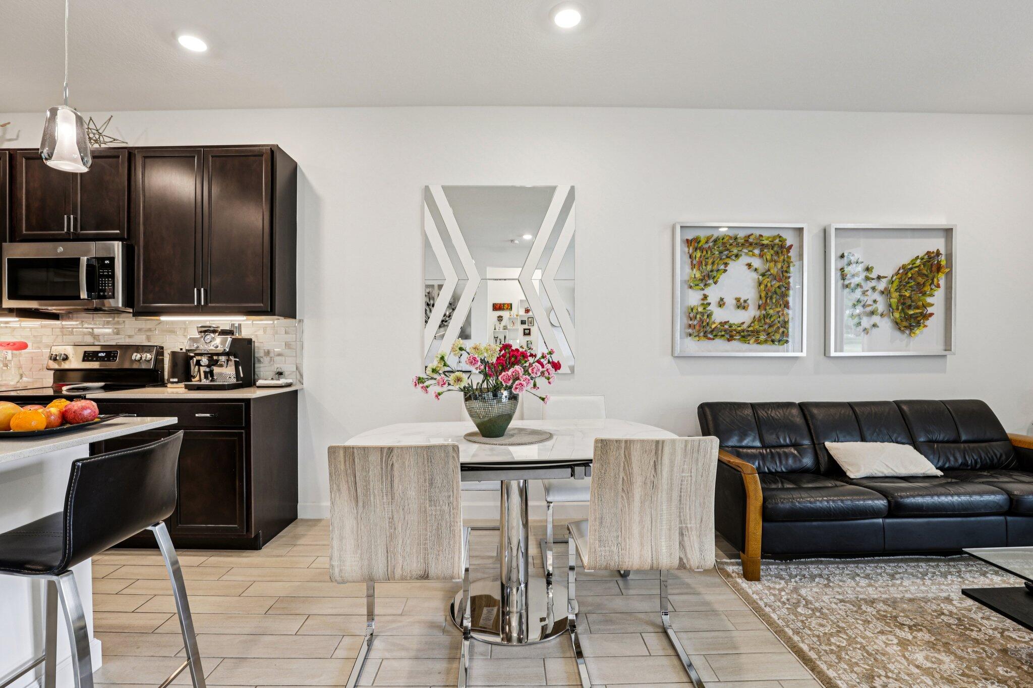 7053 Peters Lane Delray Beach, FL 33446 - Photo 17 of 62 17-web-or-mls-Peters Ln-S1912-017