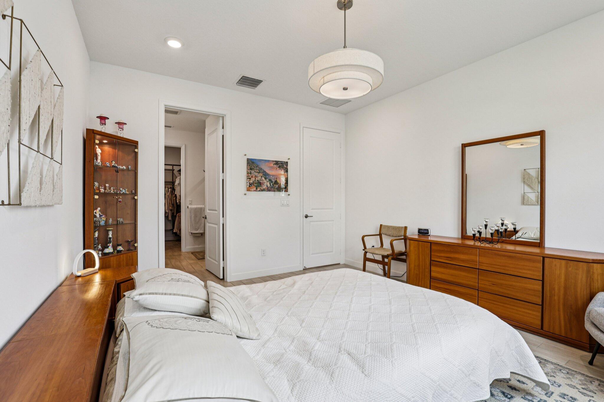 7053 Peters Lane Delray Beach, FL 33446 - Photo 33 of 62 33-web-or-mls-Peters Ln-S1912-033