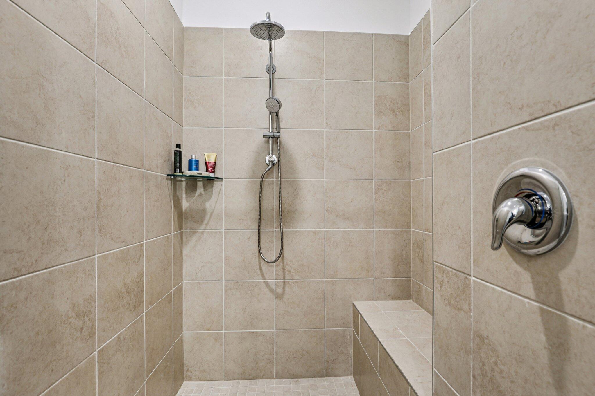 7053 Peters Lane Delray Beach, FL 33446 - Photo 38 of 62 38-web-or-mls-Peters Ln-S1912-038