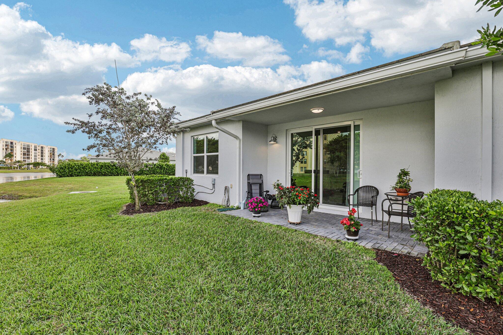 7053 Peters Lane Delray Beach, FL 33446 - Photo 44 of 62 44-web-or-mls-Peters Ln-S1912-044