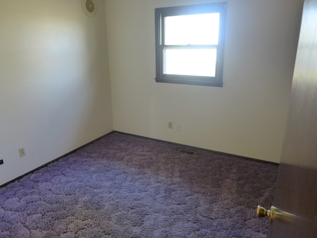 3243 Ziegler Road Loogootee, IN 47553 - Photo 12 of 31