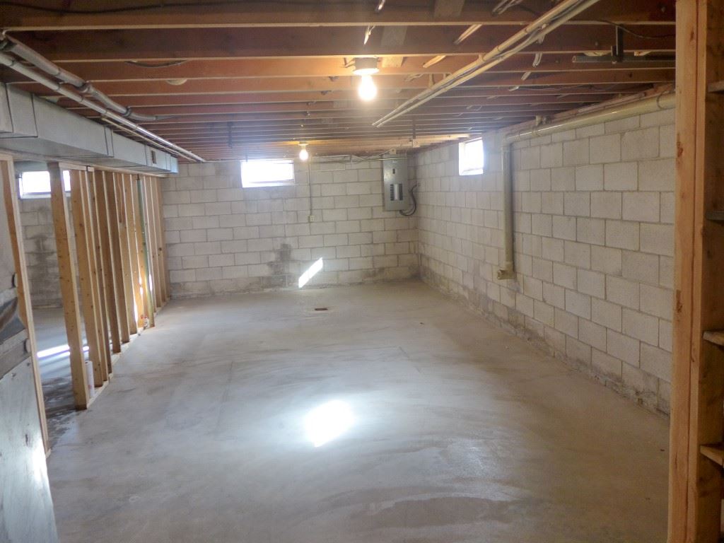3243 Ziegler Road Loogootee, IN 47553 - Photo 21 of 31