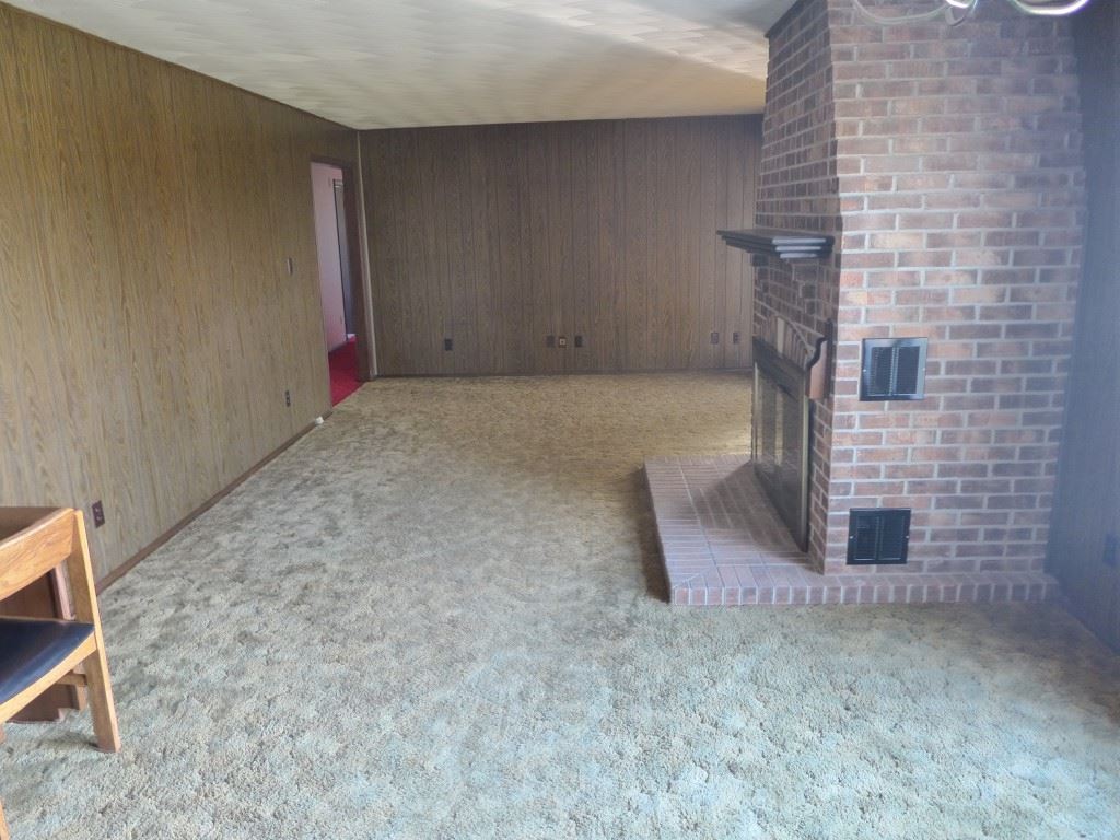 3243 Ziegler Road Loogootee, IN 47553 - Photo 10 of 31