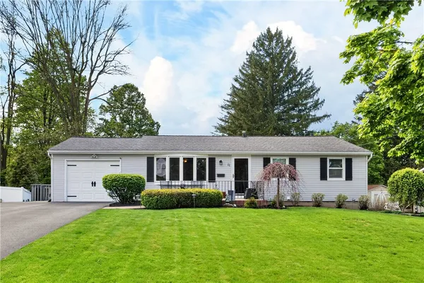 $239,000 | 11 Aldrich Drive, Palmyra, NY 14522