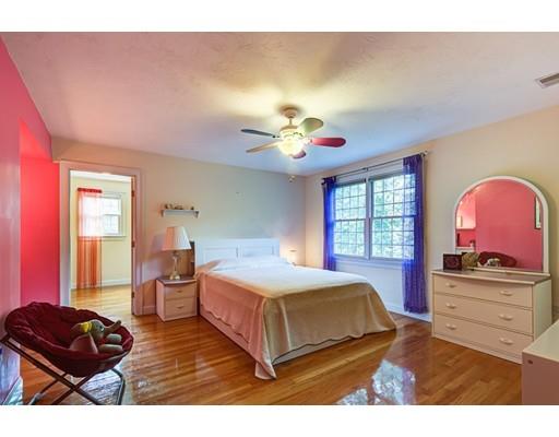 12 Carriage Hill Road Hopkinton, MA 01748 - Photo 30 of 42 Gallery Image 30