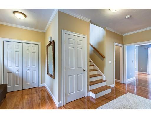 12 Carriage Hill Road Hopkinton, MA 01748 - Photo 3 of 42 Gallery Image 3