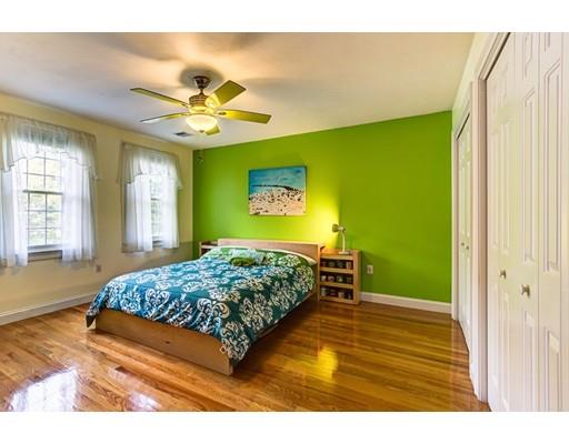 12 Carriage Hill Road Hopkinton, MA 01748 - Photo 32 of 42 Gallery Image 32