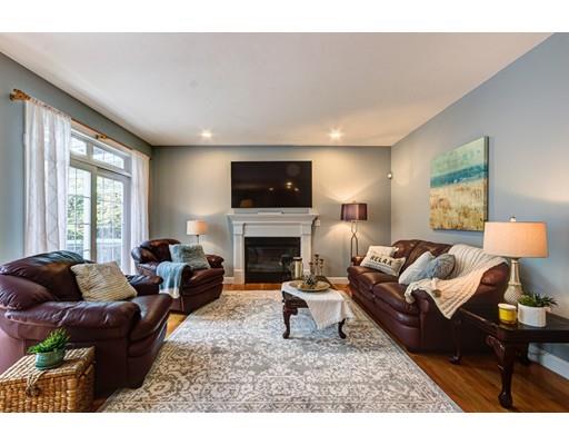 12 Carriage Hill Road Hopkinton, MA 01748 - Photo 5 of 42 Gallery Image 5