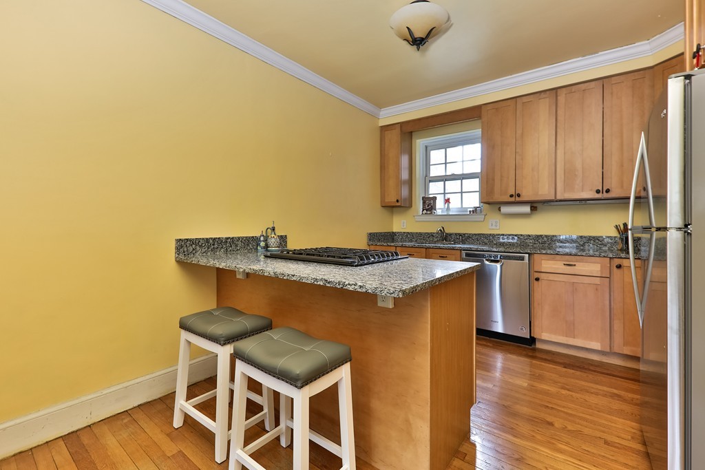 31 Park Street, Unit 1 Brookline, MA 02446 - Photo 7 of 13