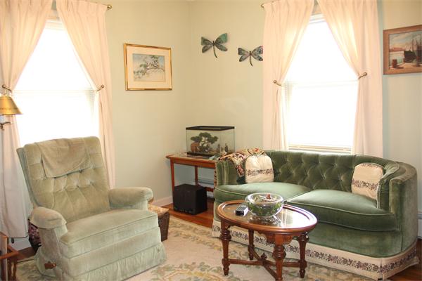 23 Marble Road Gloucester, MA 01930 - Photo 8 of 16 a living room with furniture and a window