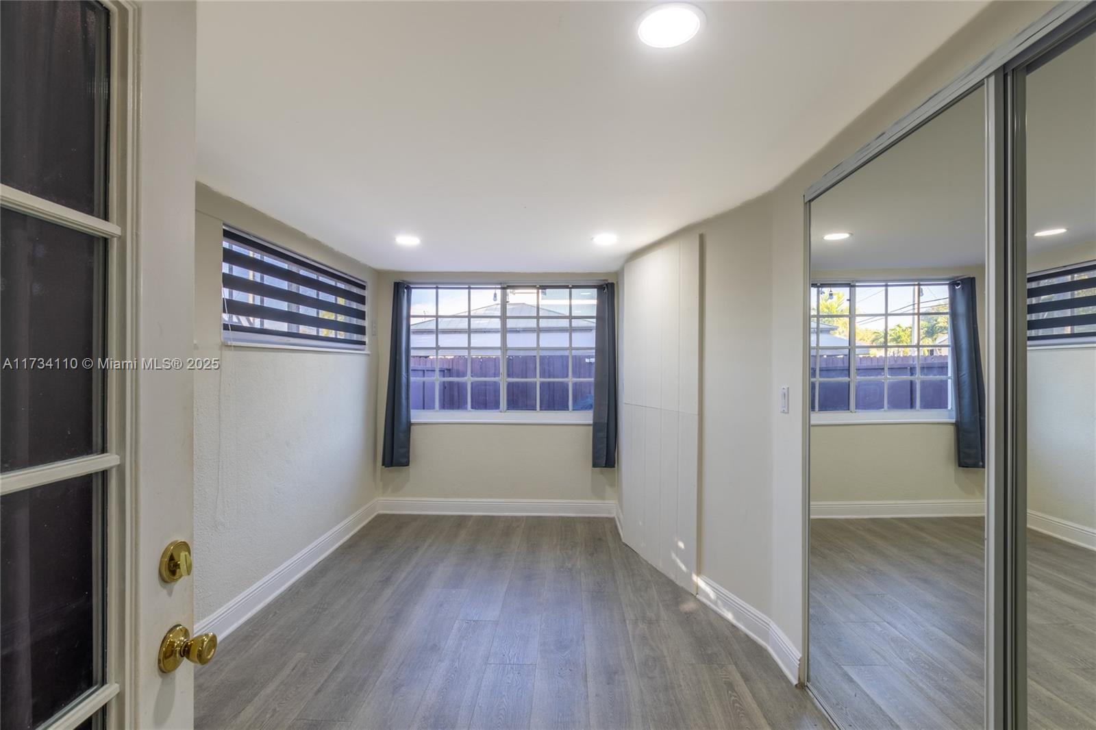 2875 Southwest 76th Avenue Miami, FL 33155 - Photo 12 of 25 Gallery Image 12