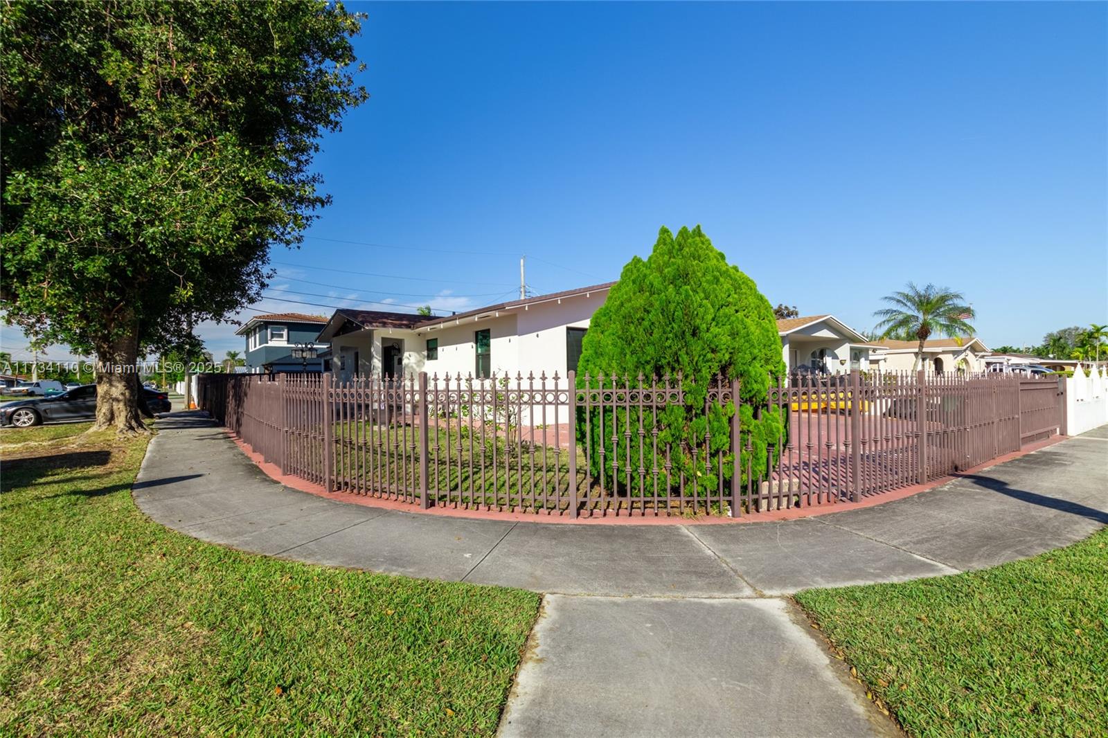 2875 Southwest 76th Avenue Miami, FL 33155 - Photo 20 of 25 Gallery Image 20