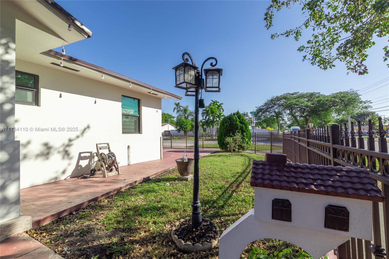 2875 Southwest 76th Avenue Miami, FL 33155 - Photo 23 of 25 Gallery Image 23