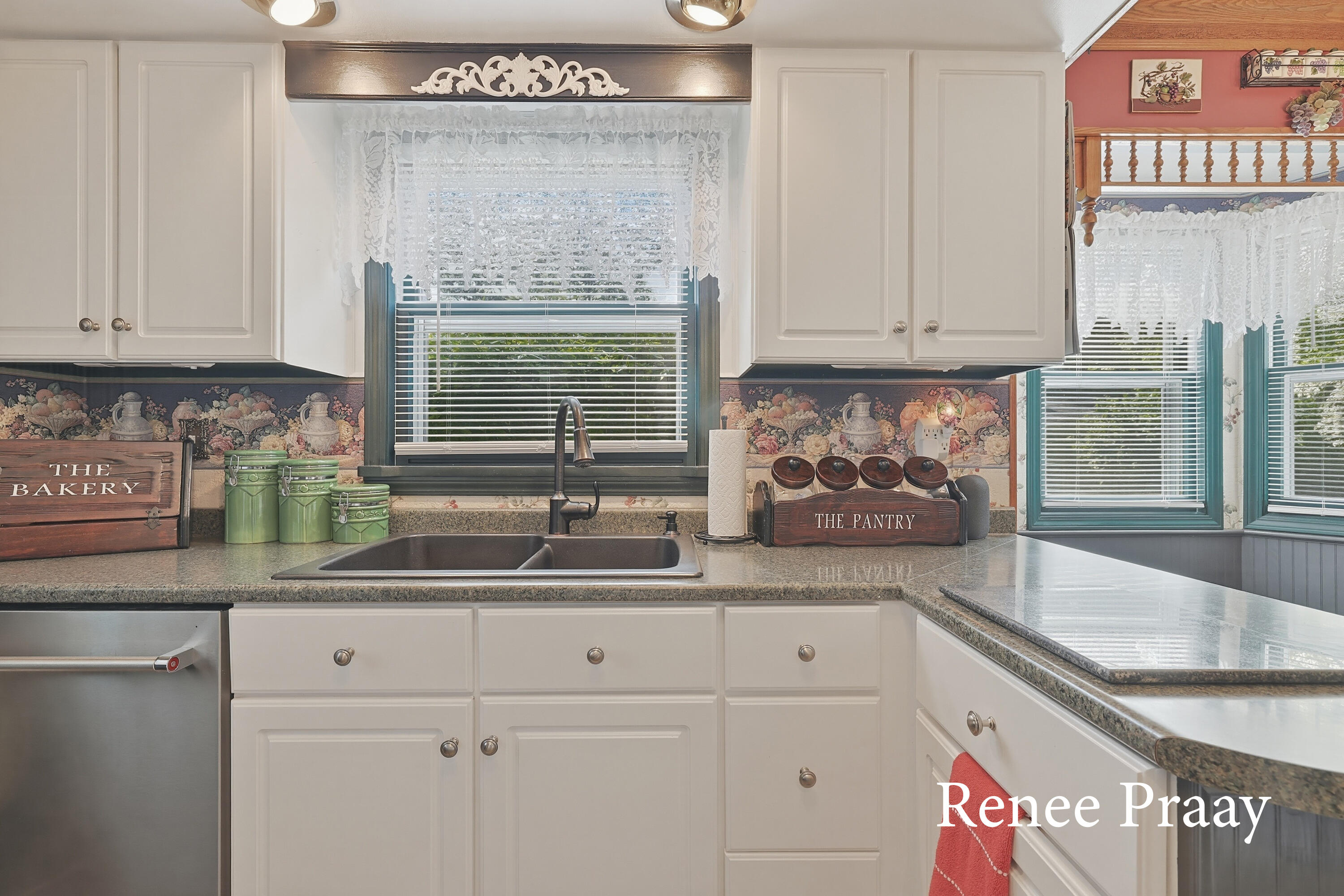 2816 Green Ridge Avenue Muskegon, MI 49445 - Photo 14 of 38 IMG_1522