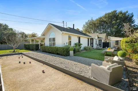 $1,675,000 | 1316 Sulphur Springs Avenue, St. Helena, CA 94574