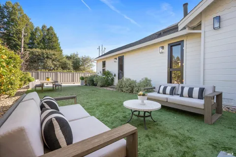 $1,675,000 | 1316 Sulphur Springs Avenue, St. Helena, CA 94574