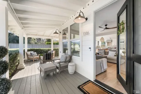 $1,675,000 | 1316 Sulphur Springs Avenue, St. Helena, CA 94574