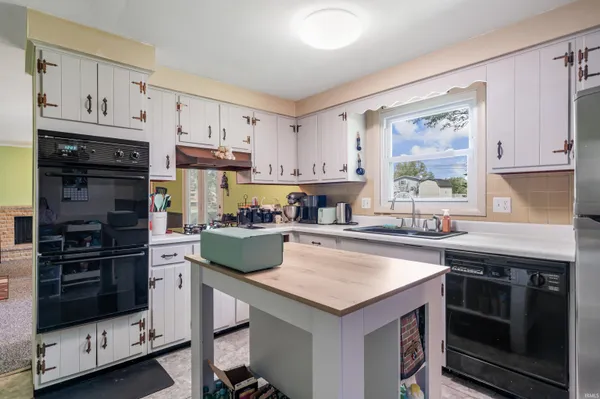 $265,000 | 8131 Welsch Drive, Fort Wayne, IN 46815