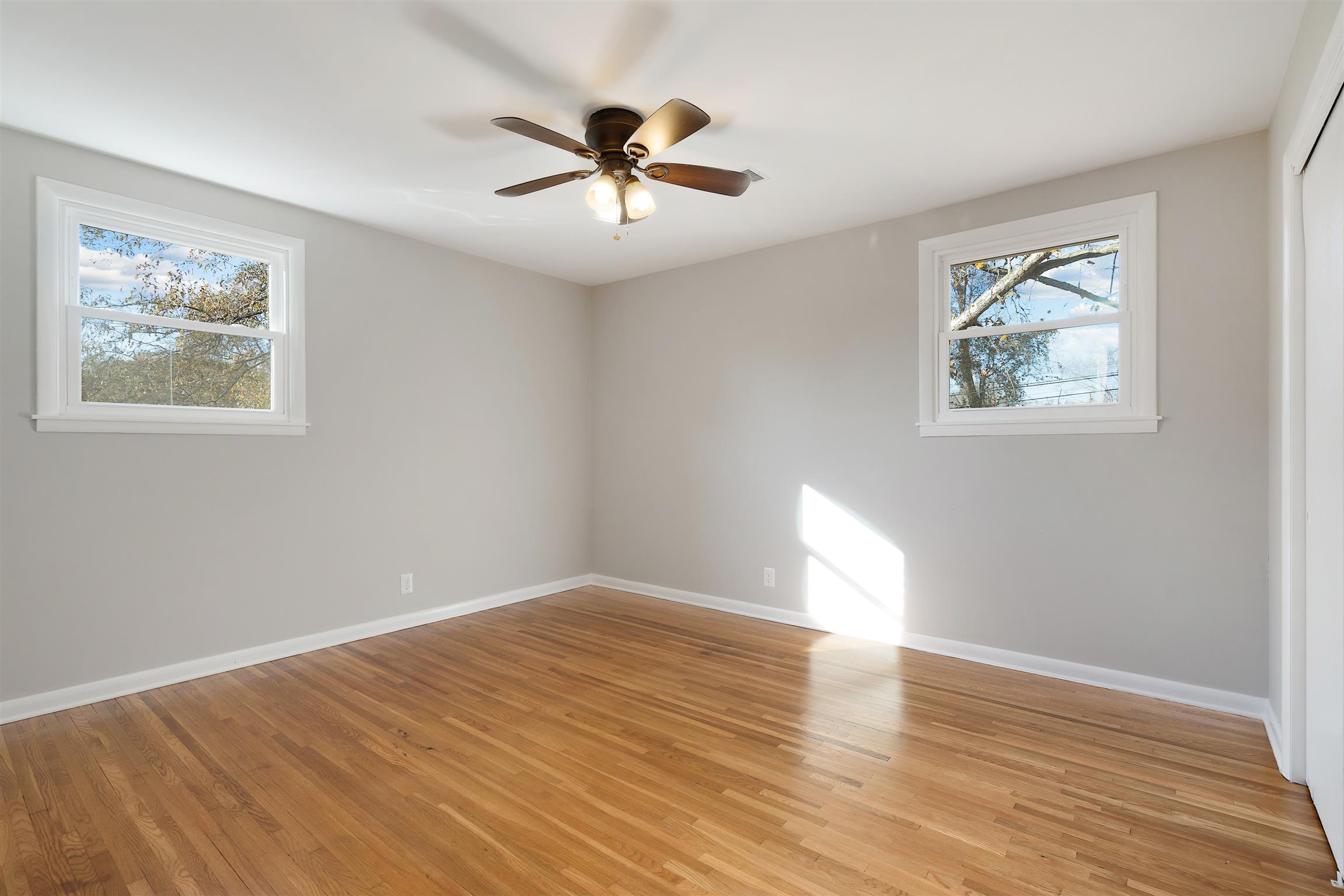 215 Shiloh Road Clarksville, TN 37042 - Photo 14 of 30 Bedroom 1