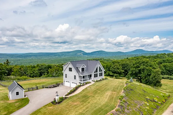 $1,095,000 | 6 Clayton Lane, Rockland, ME 04841
