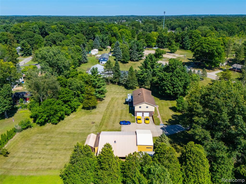 12075 Doane Road South Lyon, MI 48178 - Photo 53 of 67 Gallery Image 53
