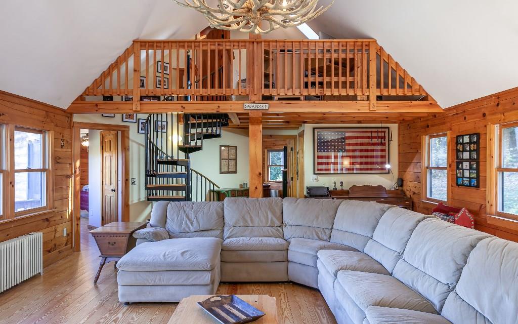 210 Hurricane Road Westmoreland, NH 03467 - Photo 13 of 38