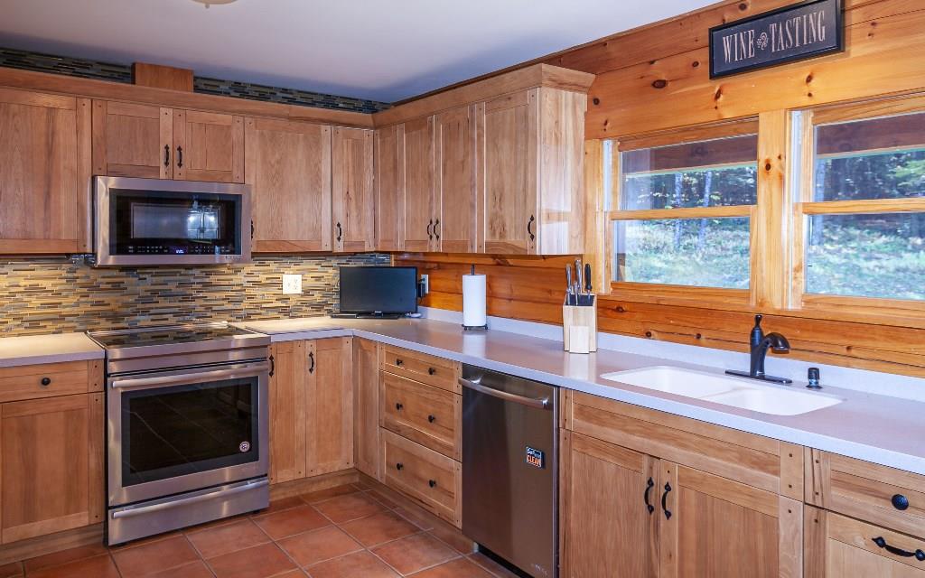210 Hurricane Road Westmoreland, NH 03467 - Photo 23 of 38